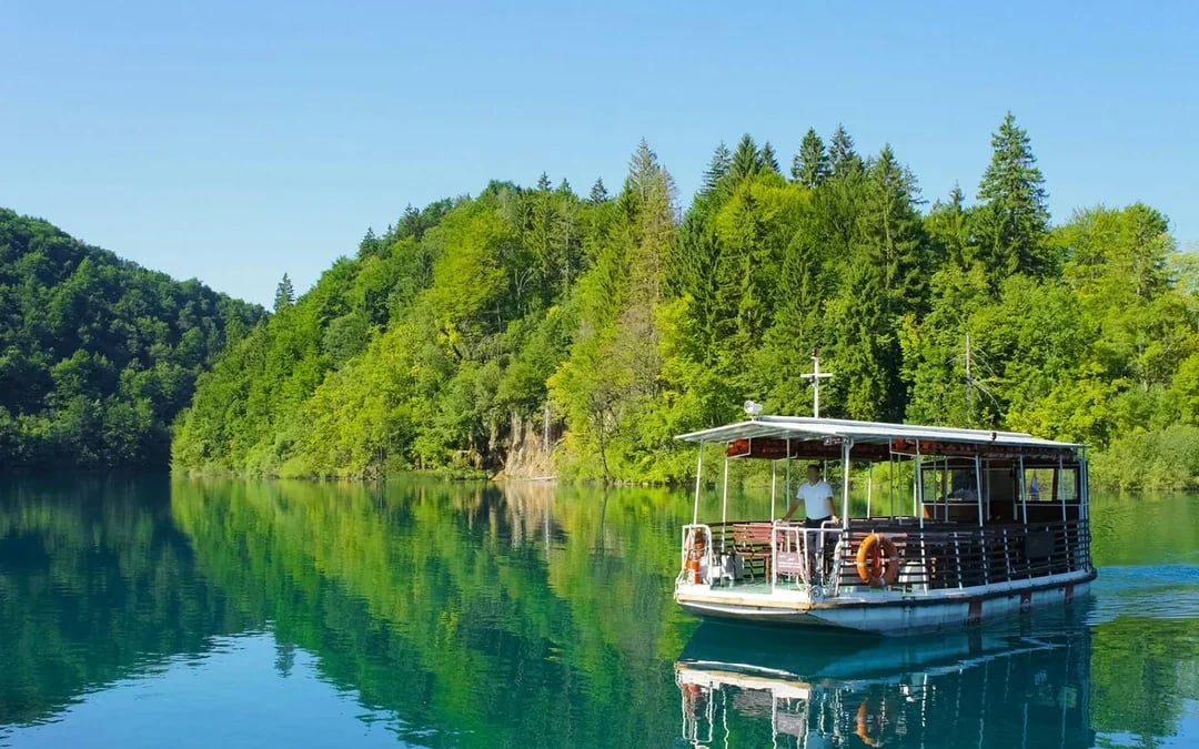 From Zadar: Full-Day Trip to Plitvice Lakes National Park Image 6