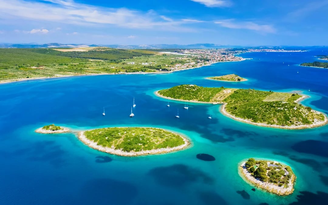 From Zadar: Kornati & Telašćica Boat Tour with Meals, Drinks & Snorkeling Image 2