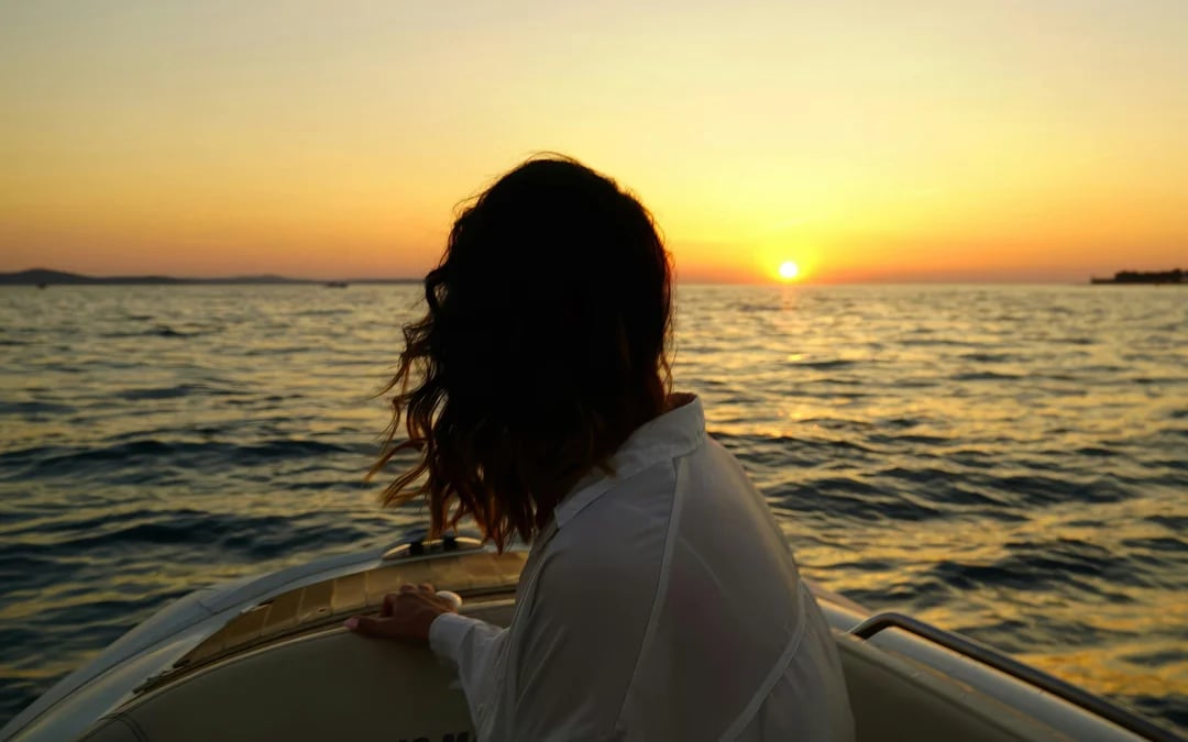 From Zadar: Sunset Speedboat Cruise with Unlimited Sparkling Wine Image 6