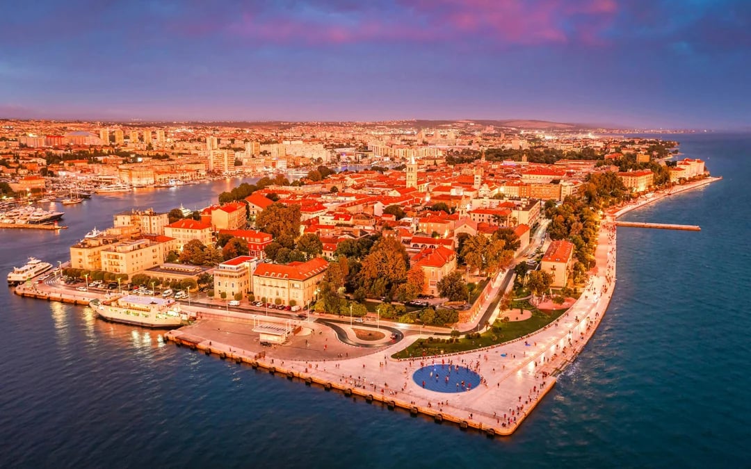 From Zadar: Sunset Speedboat Cruise with Unlimited Sparkling Wine Image 9