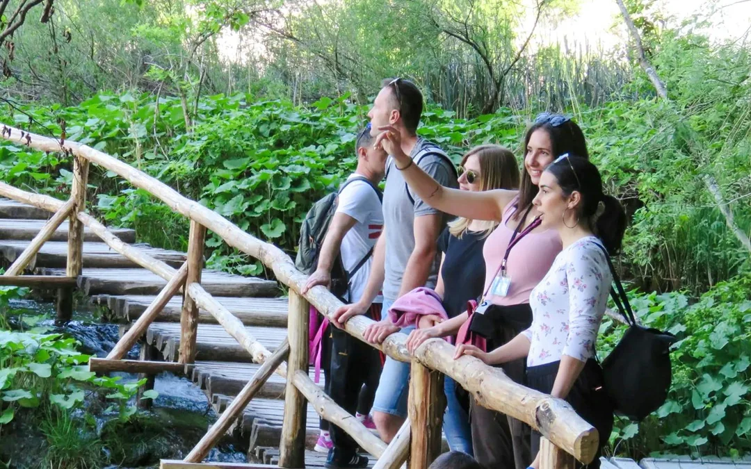 From Zagreb: Full-Day Trip to Plitvice Lakes National Park and Rastoke Village Image 2