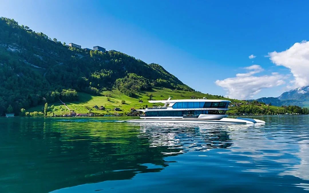 From Zürich: Day Trip to Mt. Bürgenstock & Lake Lucerne with Funicular Ride Image 1