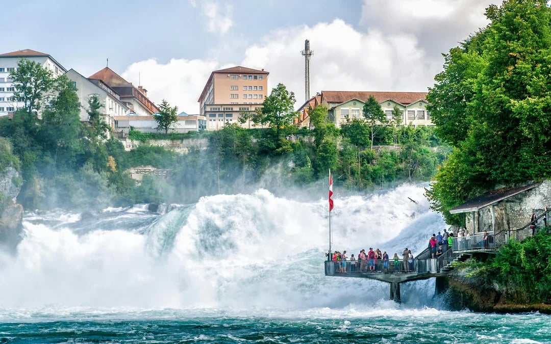 From Zürich: Day Trip to Rhine Falls & Stein am Rhein Image 3