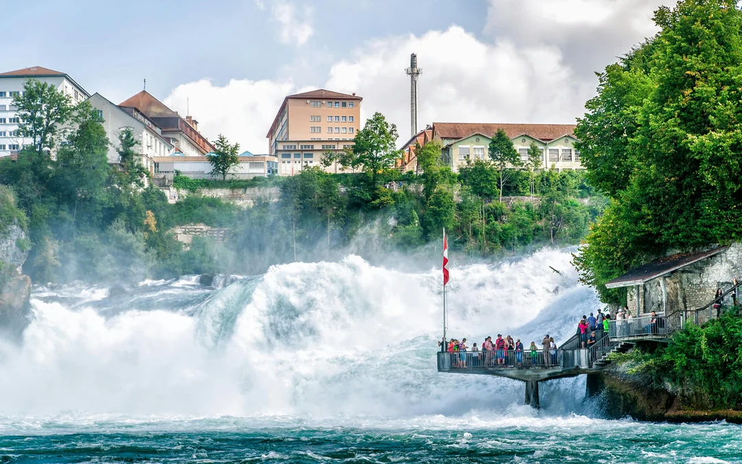 From Zürich: Day Trip to Rhine Falls & Stein am Rhein Image 3