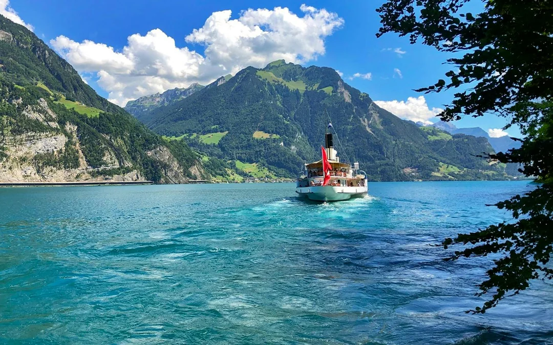 From Zürich: Golden Round Trip to Mount Pilatus with Lake Lucerne Boat Cruise Image 5
