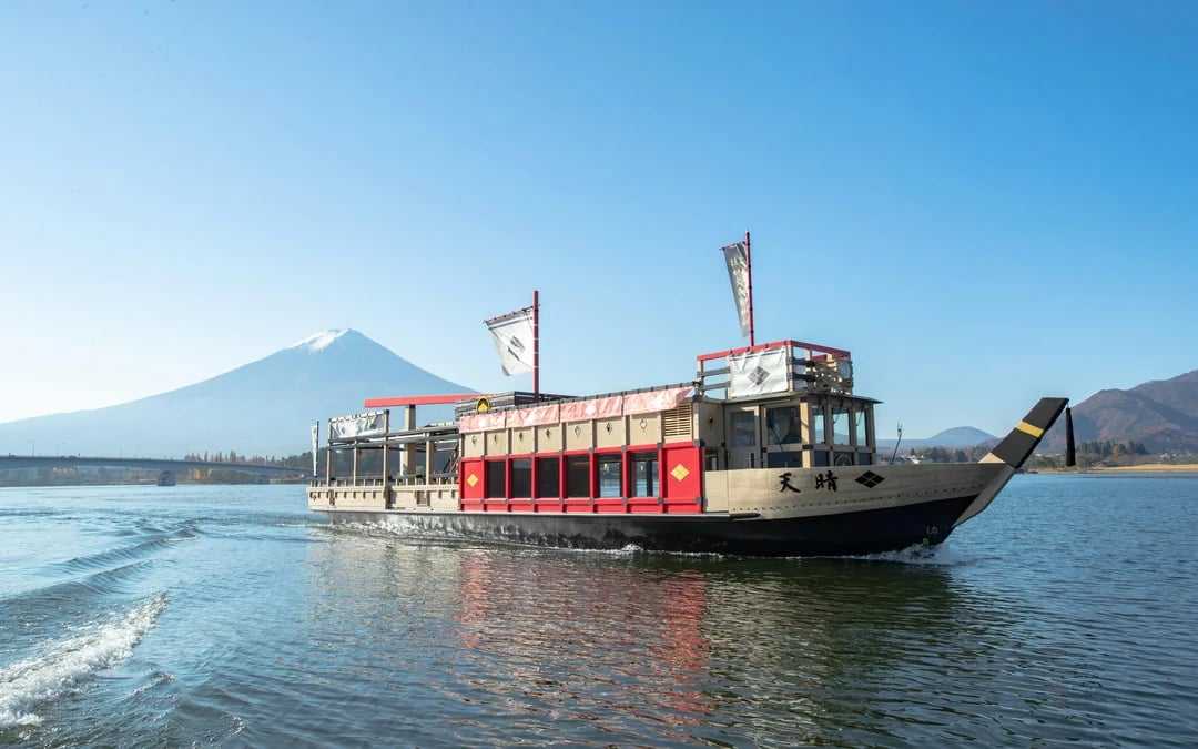 Fugaku Wind Cave Admission with Lake Kawaguchi “Appare” Cruise Ticket Image 3