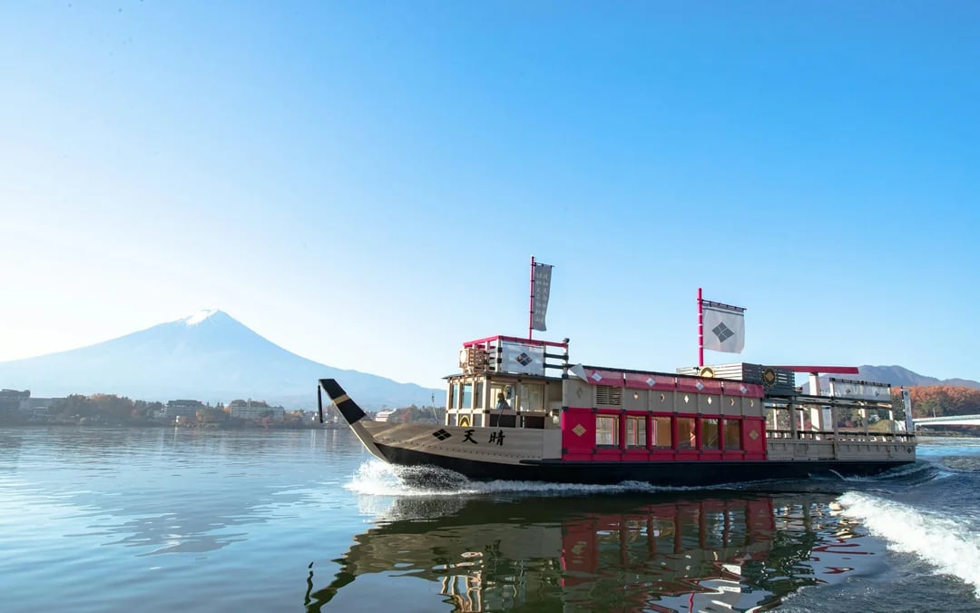 Fugaku Wind Cave Admission with Lake Kawaguchi “Appare” Cruise Ticket Image 7