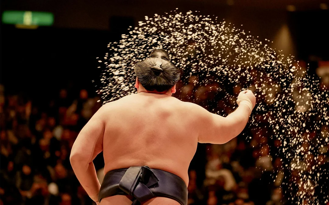 Fukuoka Sumo Tournament LIVE: Reserved Tickets & Private Guide at Fukuoka Kokusai Center (November) Image 3