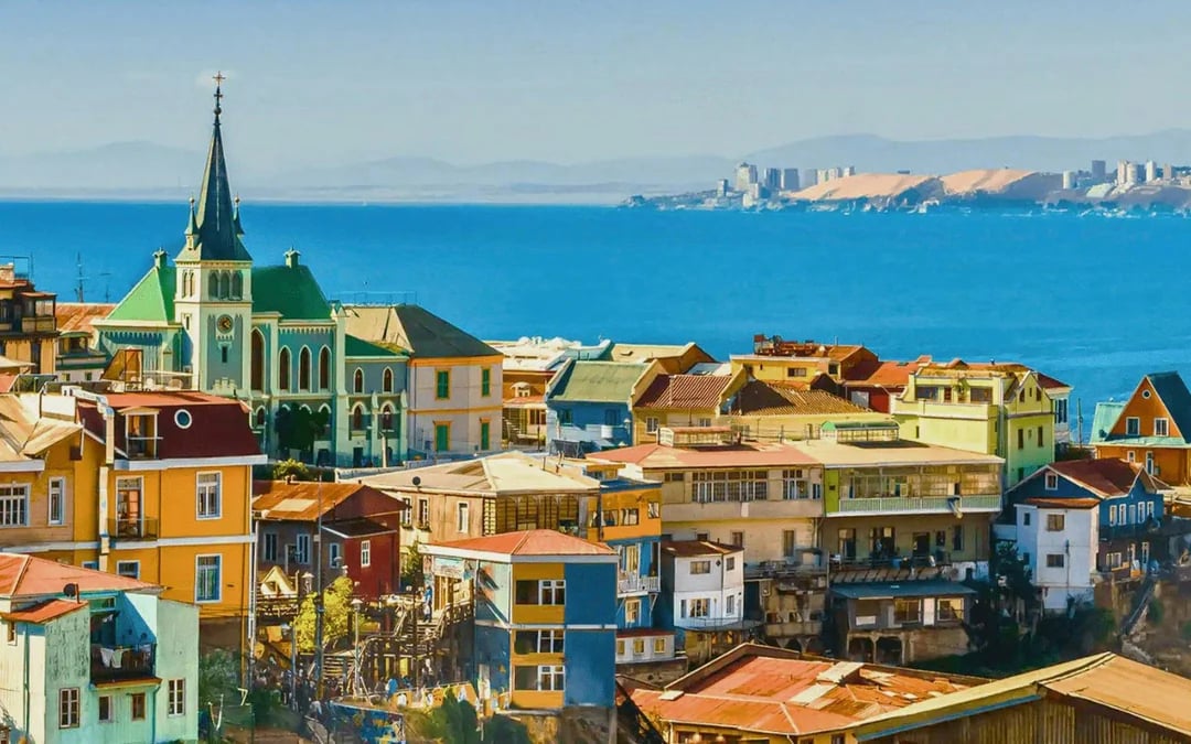 Full Colors: Valparaíso and Viña del Mar Image 1