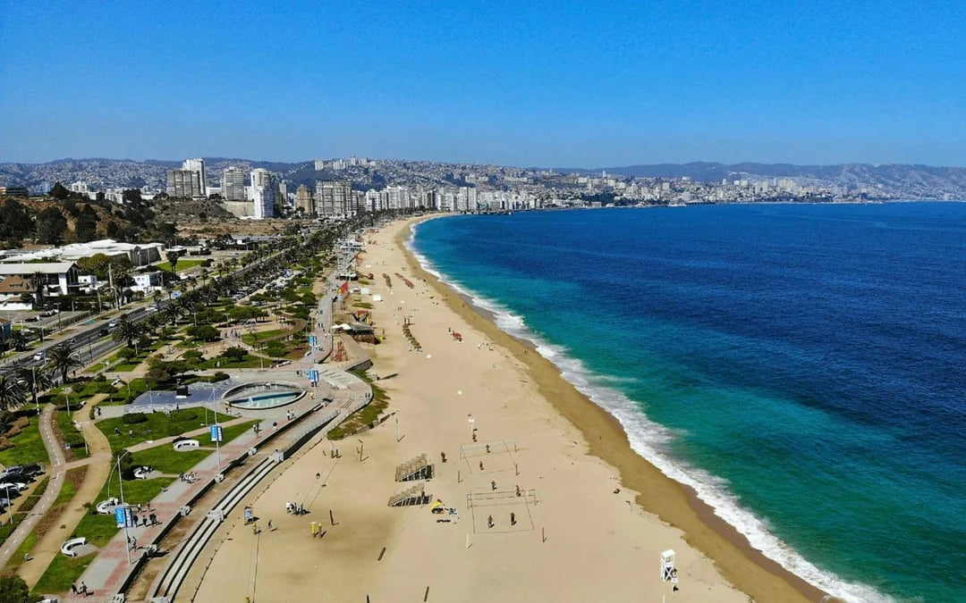 Full Colors: Valparaíso and Viña del Mar Image 3