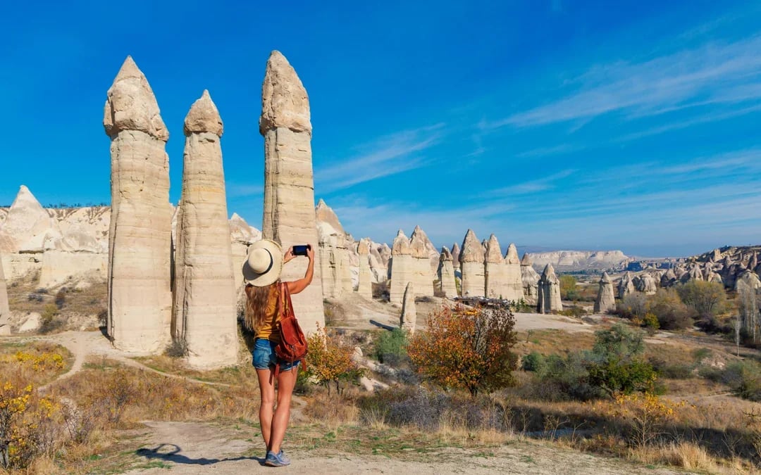 Full-Day Blue Tour with Özkonak Underground City & Red Valley Trek with Lunch Image 4