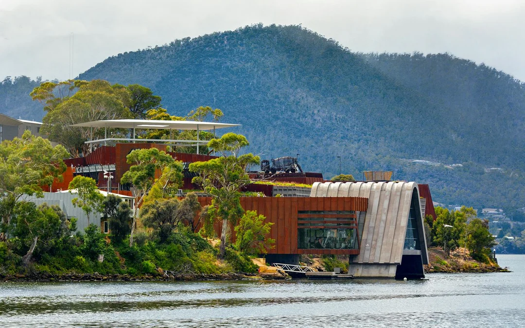 Full-Day Guided City Tour of Hobart & Tickets to MONA Image 4