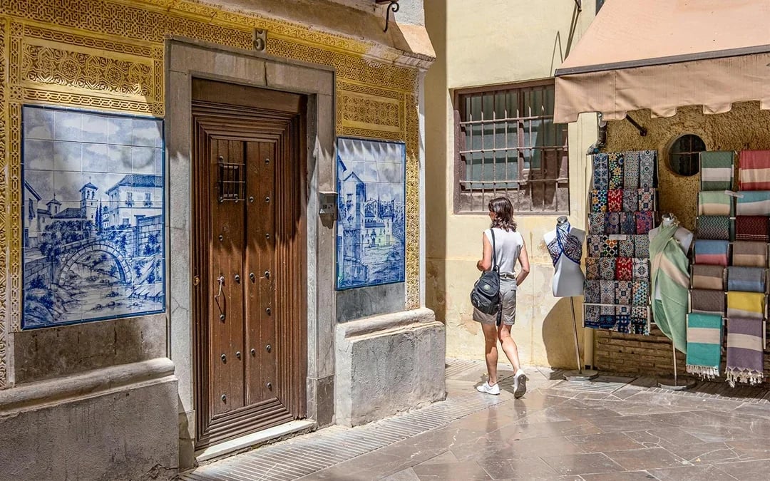 Full-Day Guided Tour of Alhambra with Transfers from Malaga Image 7