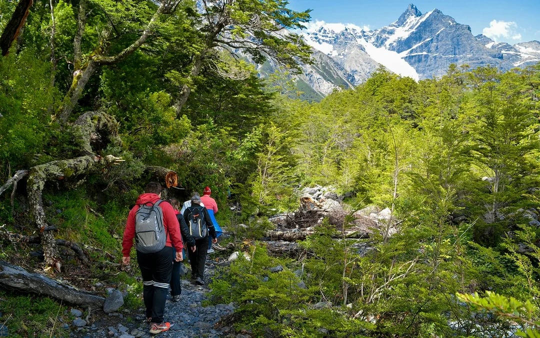 Full-Day Mayo Spirit Trek with Cruise Image 8
