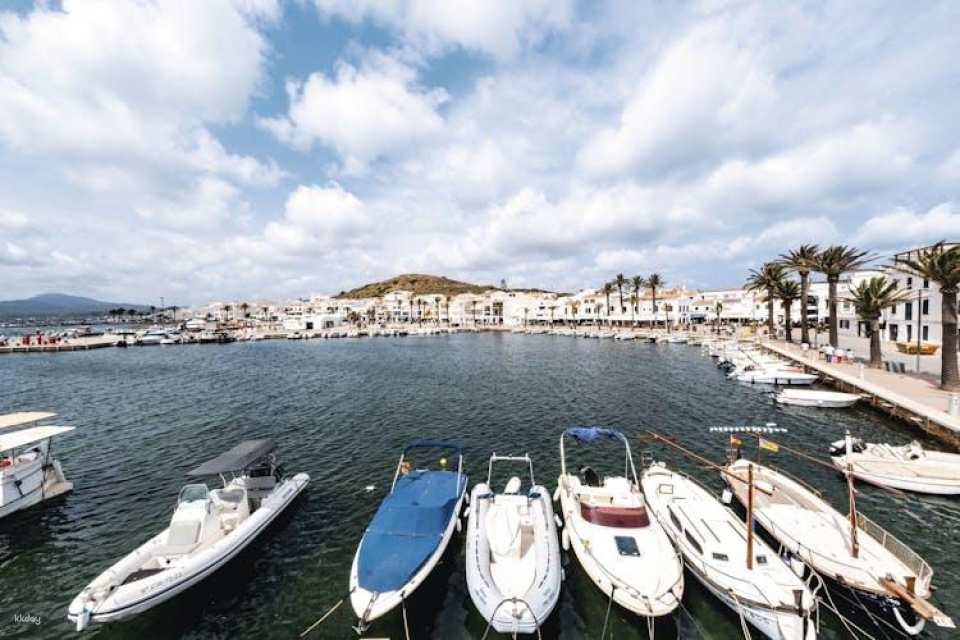 Full-day Menorca countryside tour with cheese-tastings