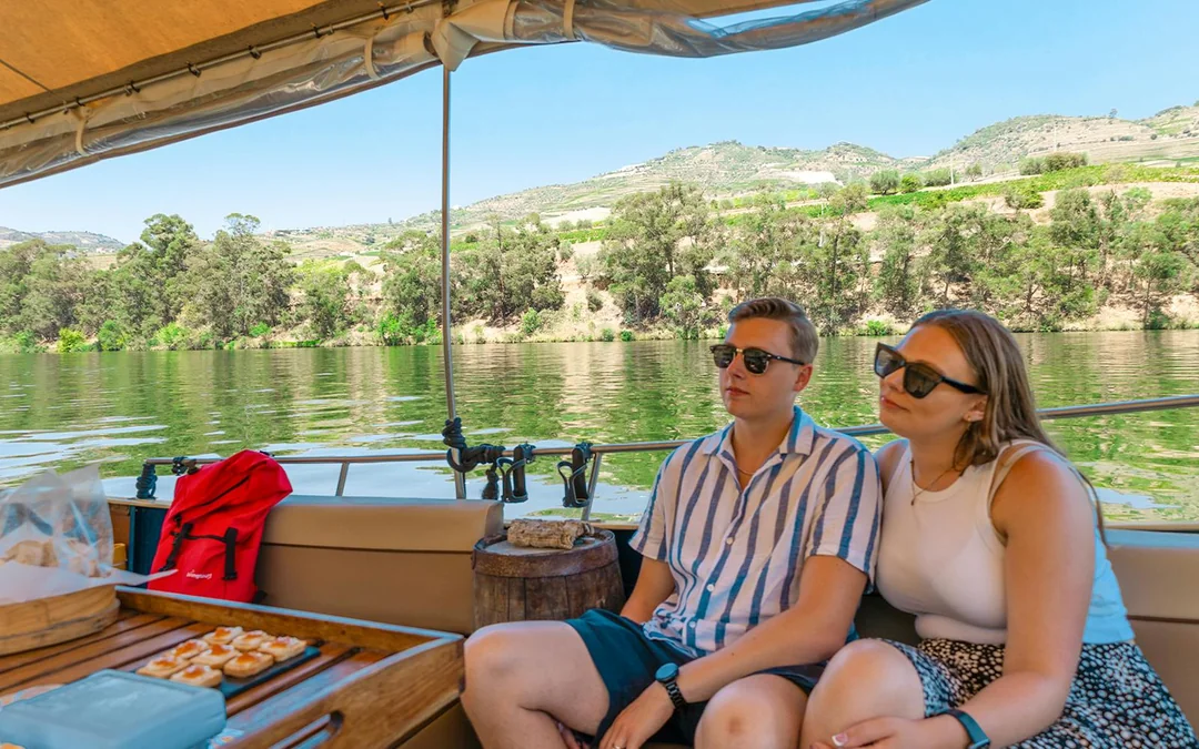 Full Day River Cruise to Douro Valley with Meals and Return Transfer Image 2