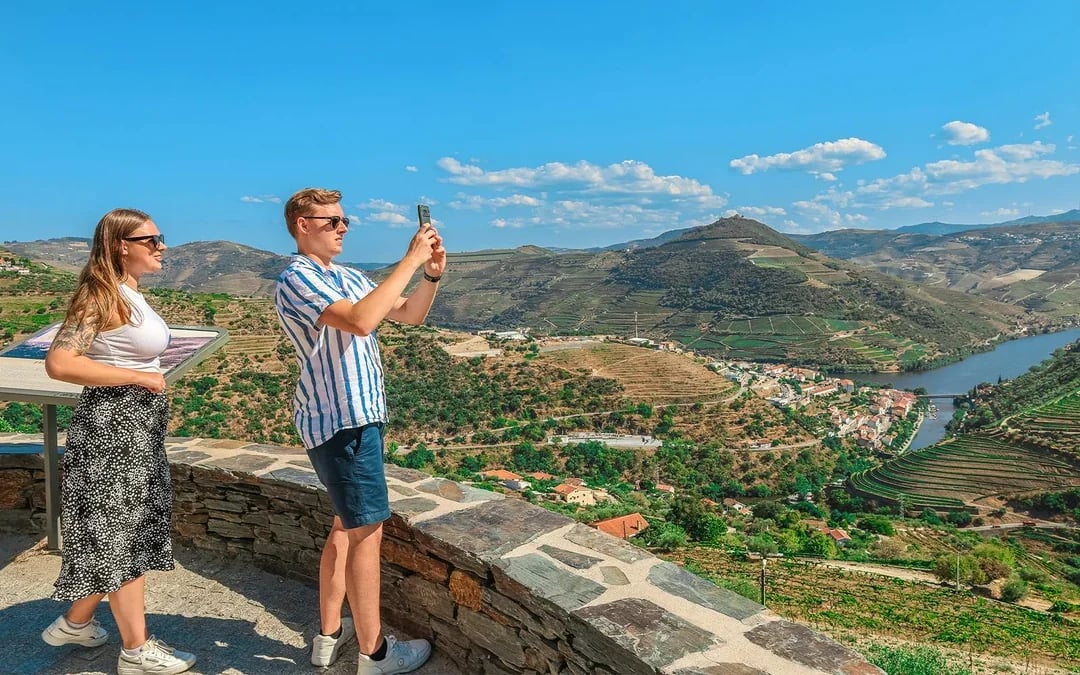 Full Day River Cruise to Douro Valley with Meals and Return Transfer Image 4