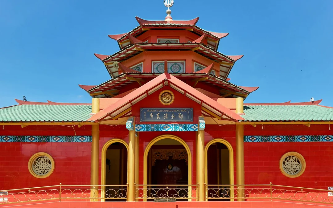 Full-day Shared Batam City Tour with Ferry Ticket and Lunch Image 4