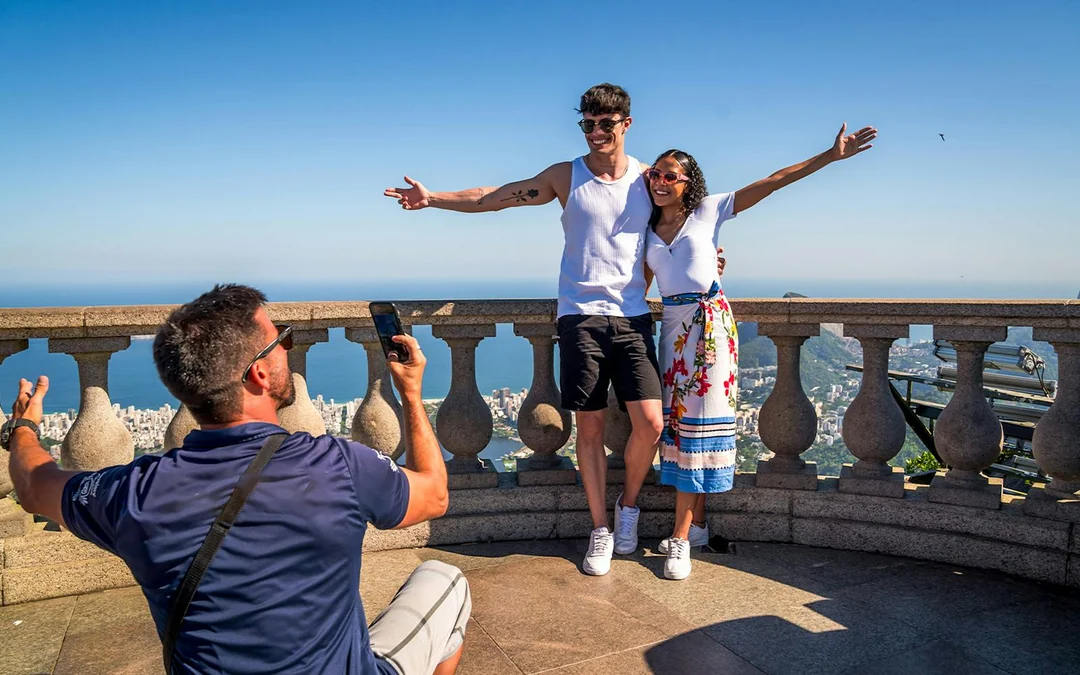 Full-Day Tour of Rio: Christ the Redeemer, Sugarloaf Mountain, Selarón Steps and More Image 4