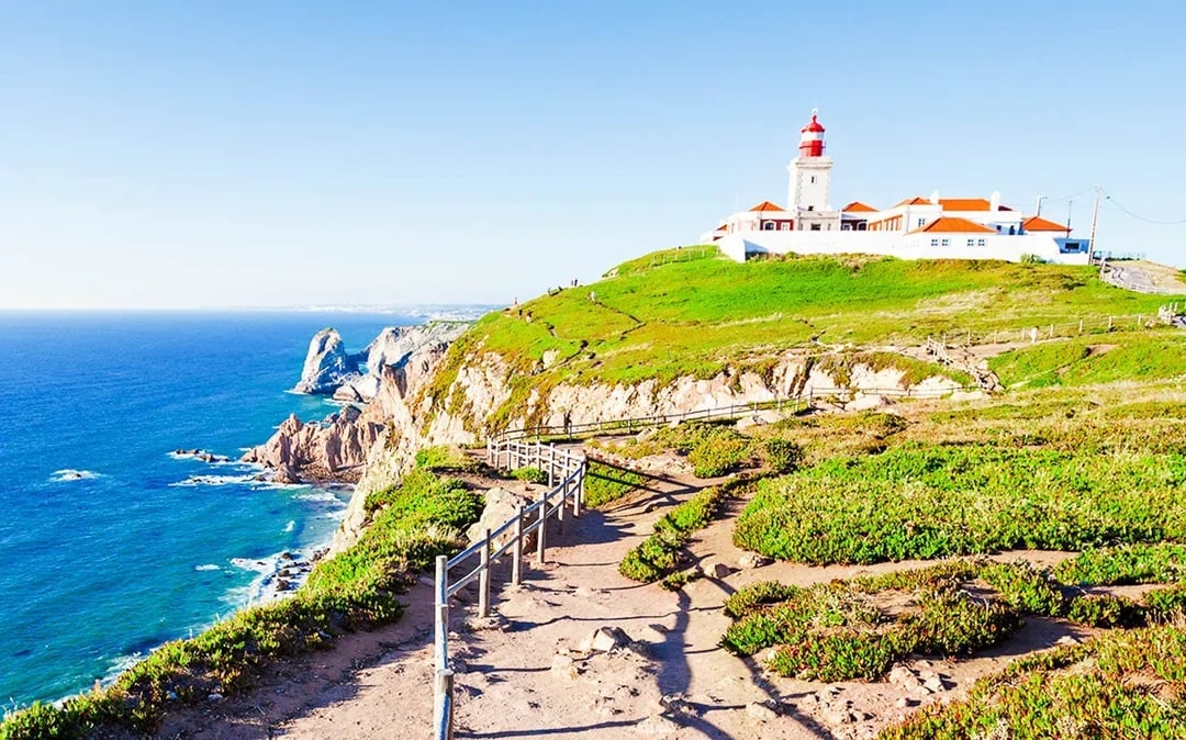 Full-Day Tour of Sintra, Pena Palace, Cabo da Roca & Cascais from Lisbon with Lunch Image 6