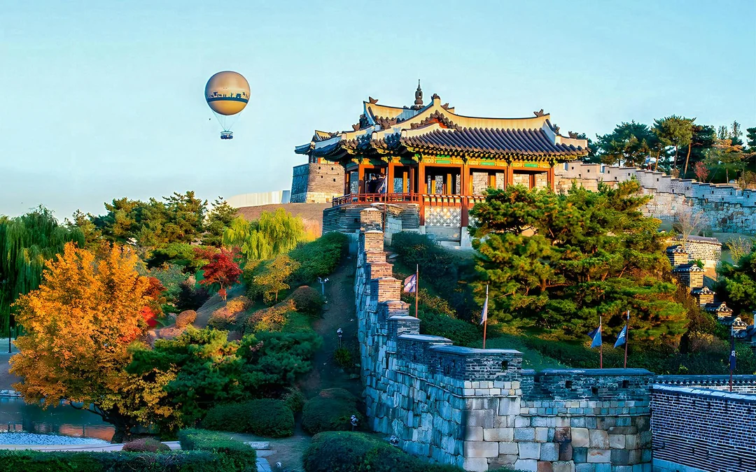 Full-Day Tour of Suwon Hwaseong with Korean Folk Village Image 1
