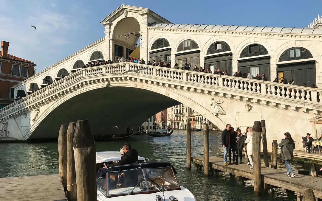 Full-Day Tour of Venice from Lake Garda Image 3