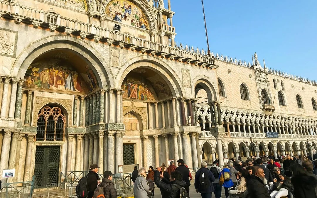 Full-Day Tour of Venice from Lake Garda Image 5