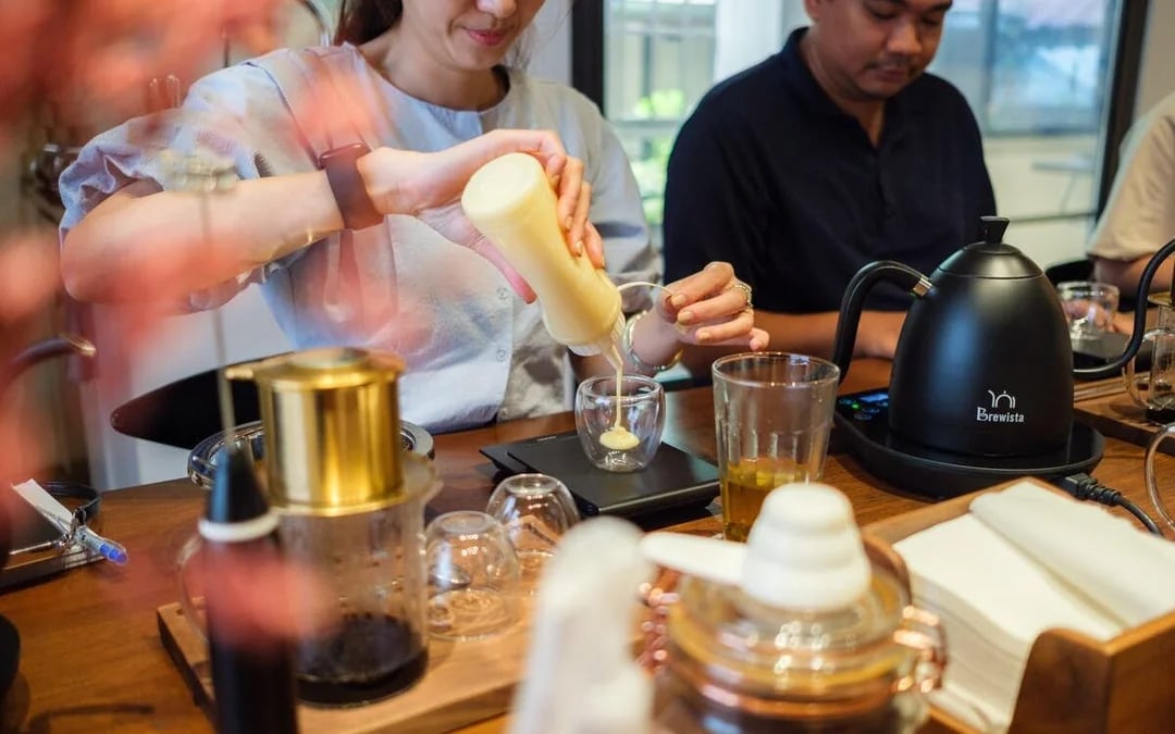 Fun & Easy Vietnamese Coffee Workshop in Hồ Chí Minh City Image 6