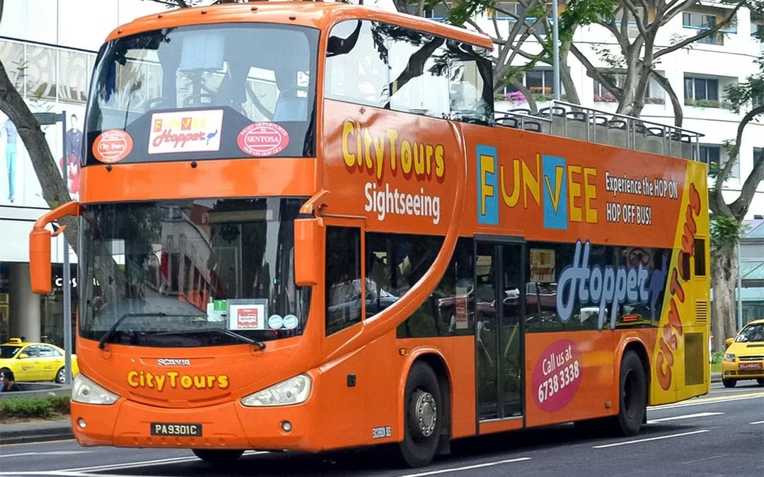FunVee: Singapore Sightseeing Bus Tour Image 6