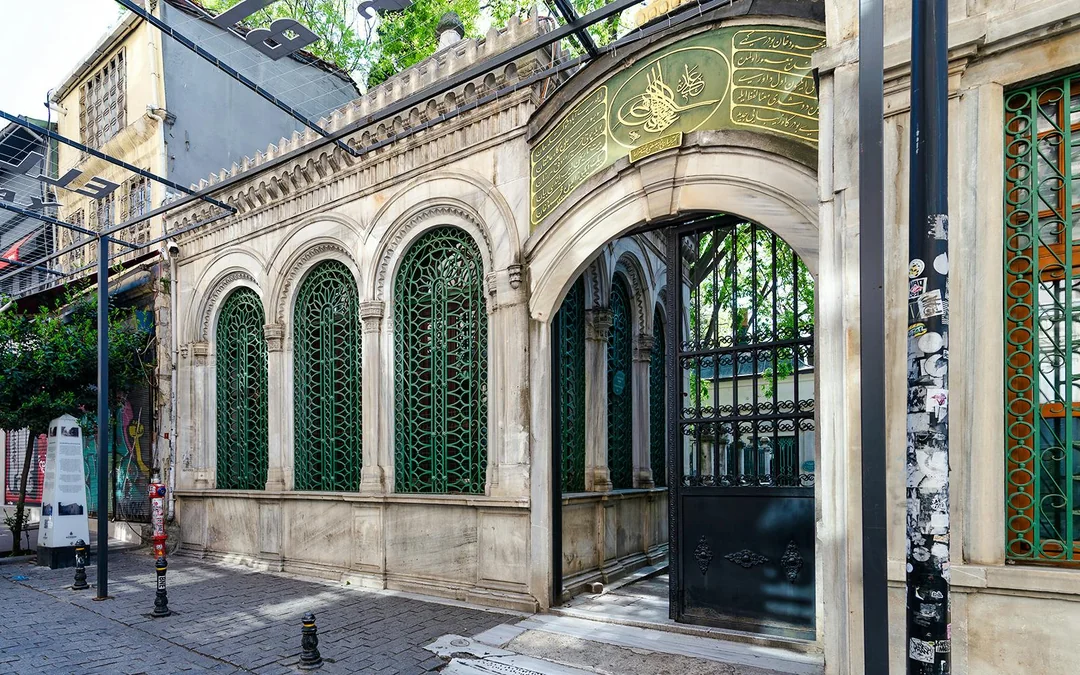 Galata, Taksim, Istiklal Karaköy Guided Walking Tour Image 3