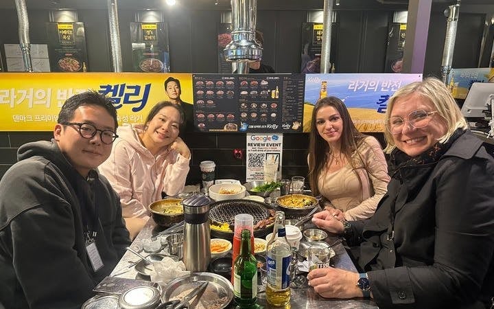 Gangnam Walking Tour of Bongeunsa Temple, Starfield Library, and Korean BBQ Dinner with Drinks Image 6