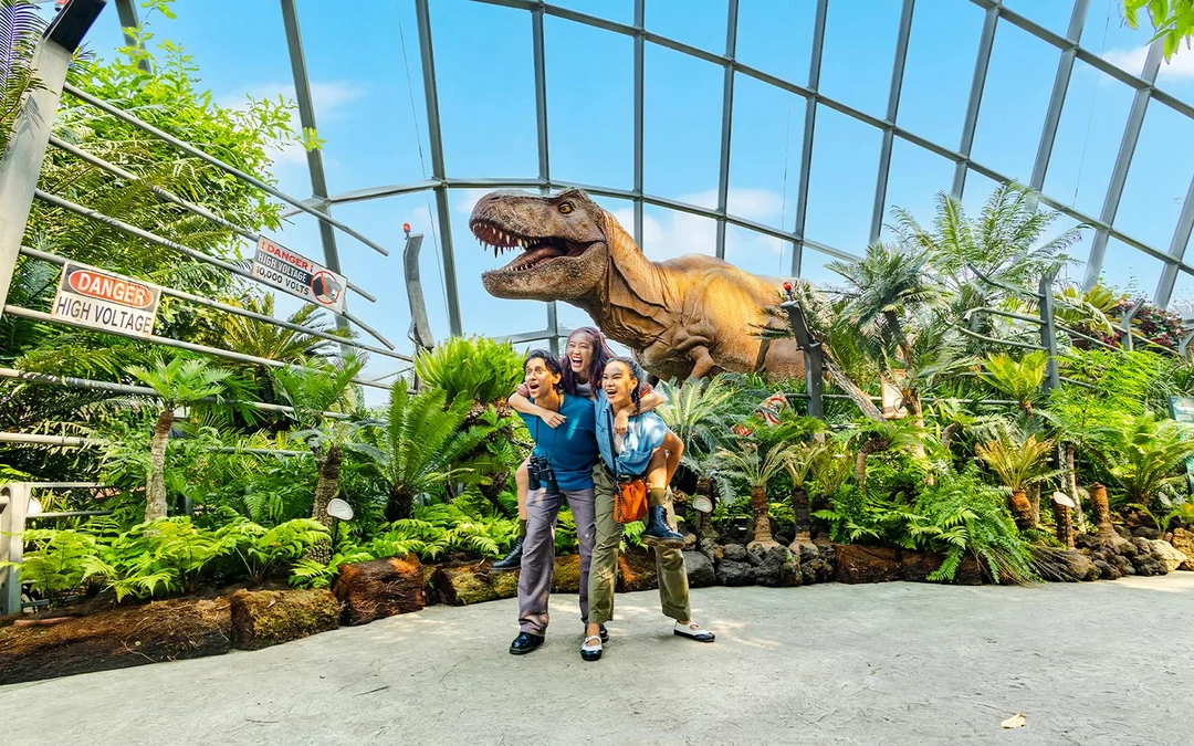 Gardens by the Bay Tickets: Cloud Forest (Jurassic World Experience) + Flower Dome + Floral Fantasy Image 4