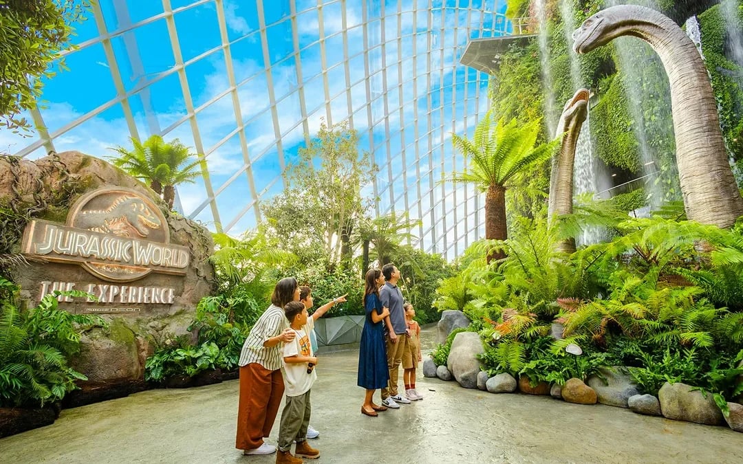 Gardens by the Bay Tickets: Cloud Forest (Jurassic World Experience) + Flower Dome + Supertree Observatory Image 3