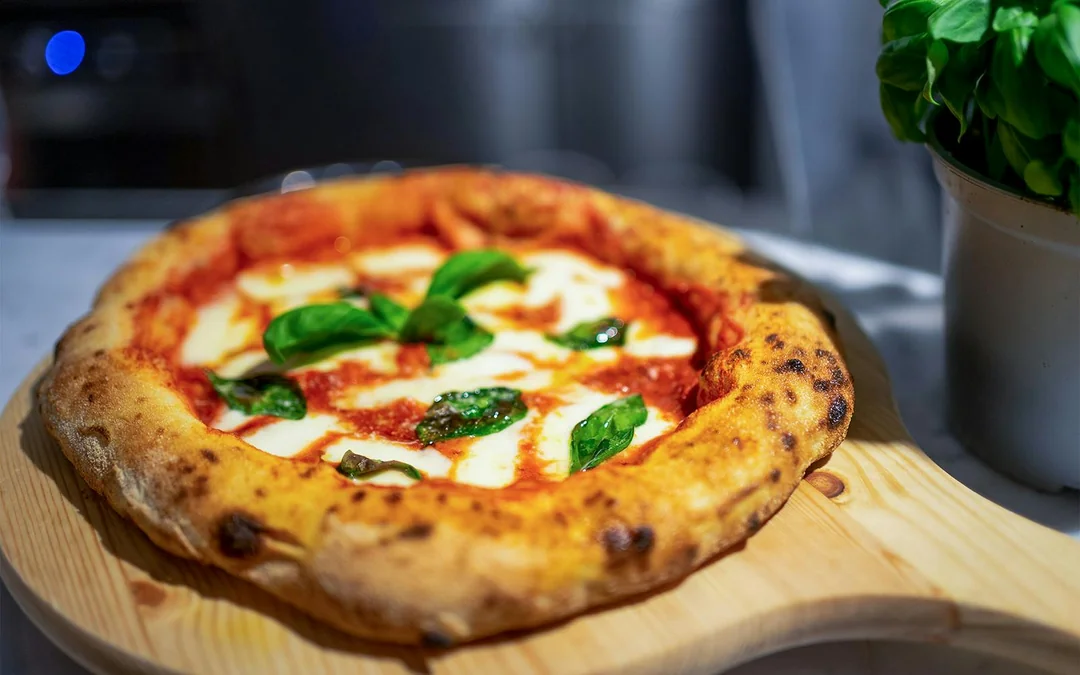 Gelato and Pizza Making Class in Milan Image 6