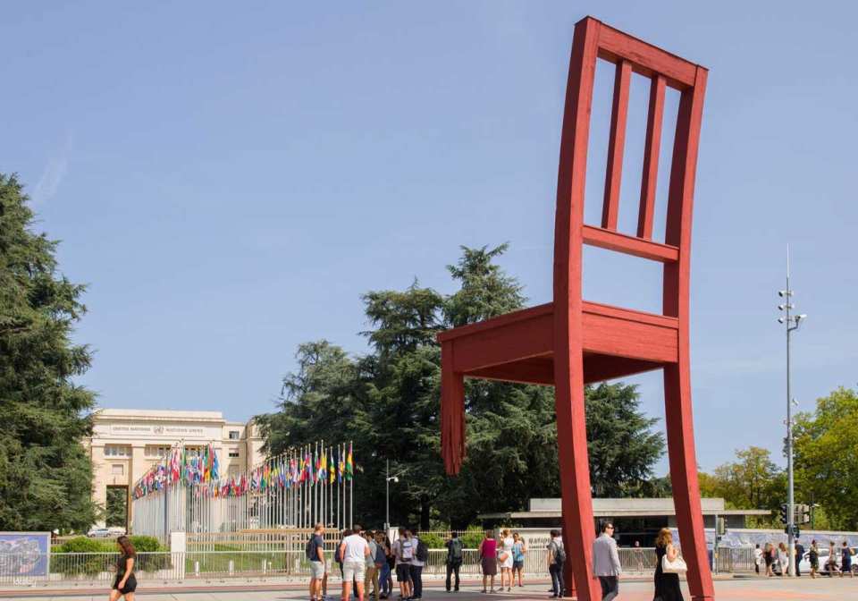 Geneva (international quarter) interactive scavenger hunt with smartphone