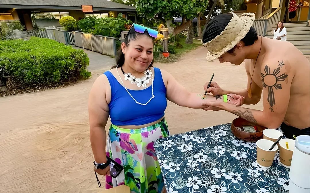 Germaine's Luau Image 7