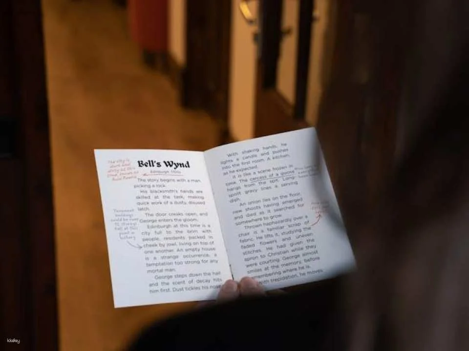 Ghostly underground walking tour of Edinburgh