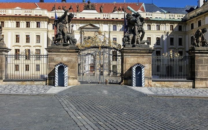 Ghosts of Gothic Prague: Self-Guided City Exploration Game Image 7