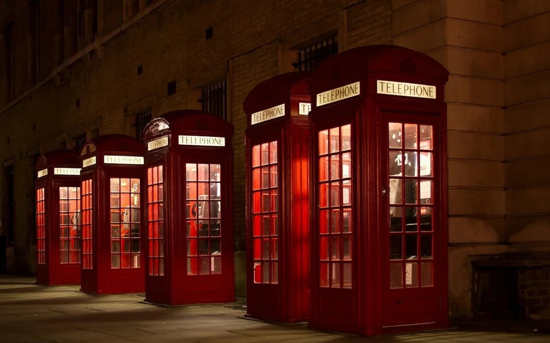 Ghosts of London: Self-Guided City Exploration Game Image 1