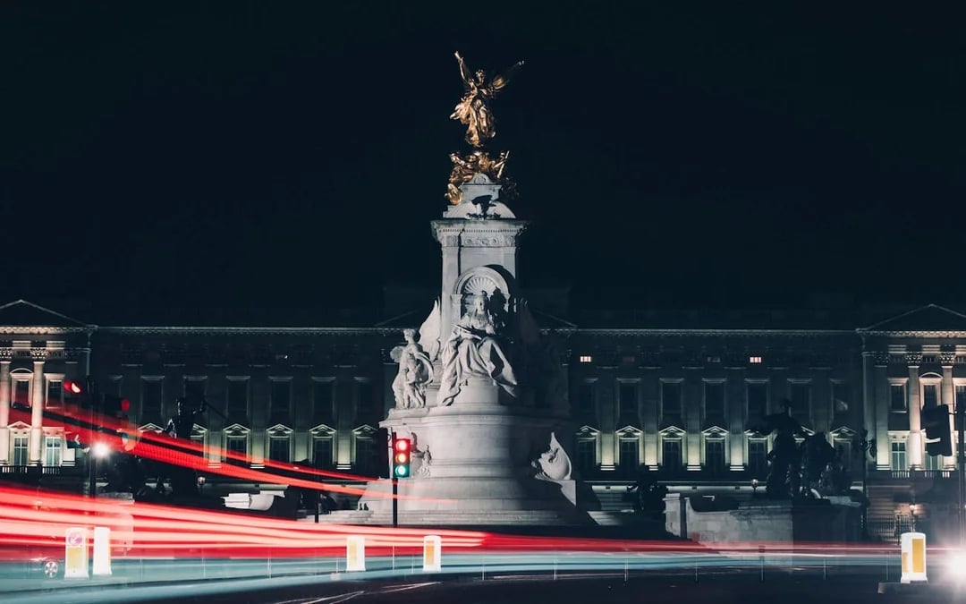 Ghosts of London: Self-Guided City Exploration Game Image 3