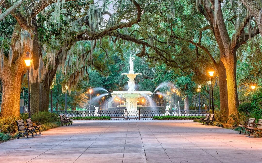 Ghosts of Savannah: Self-Guided City Exploration Game Image 4