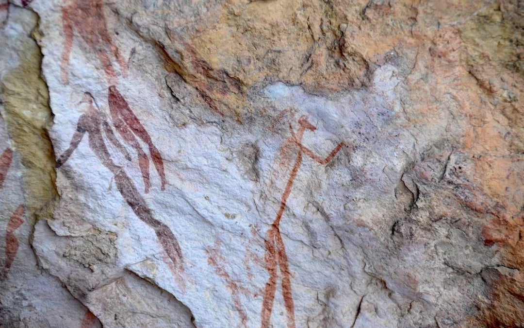 Giants Castle Cave Paintings, Howick Falls, and Nelson Mandela Capture Site Guided Day Tour with Hotel Transfers and Entrance Fees Image 2