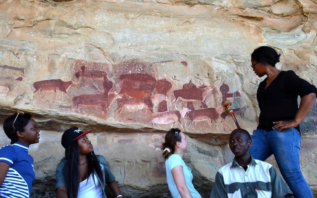 Giants Castle Cave Paintings, Howick Falls, and Nelson Mandela Capture Site Guided Day Tour with Hotel Transfers and Entrance Fees Image 3