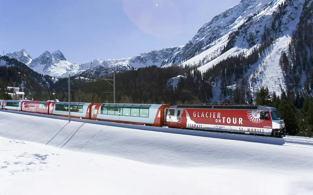 Glacier Express (Ticket with Seat Reservation): Zermatt to/from Chur/St. Moritz Image 7