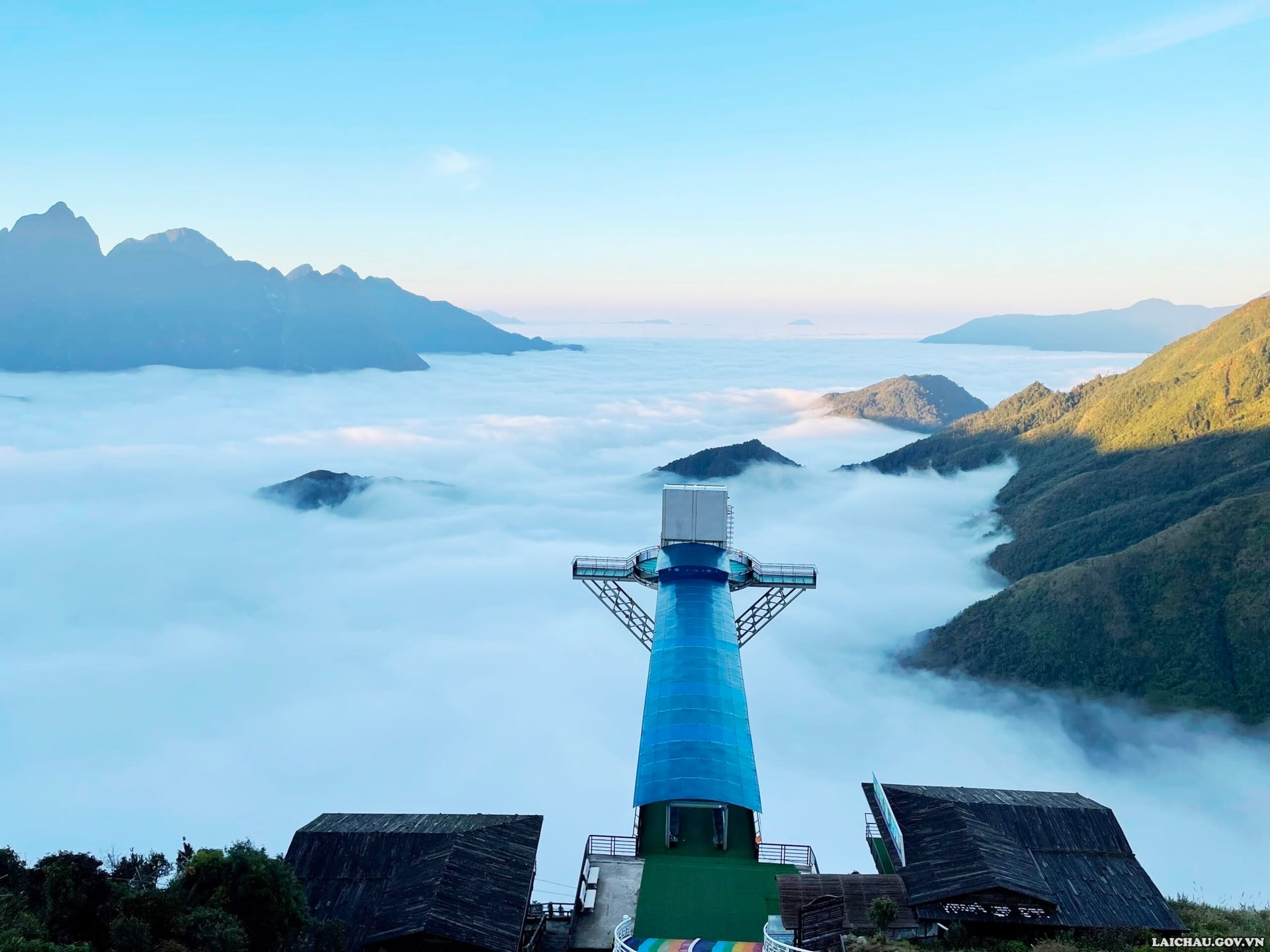 Glass Bottom Bridge Admission Ticket in Sapa experience image 3