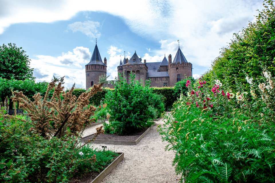 Go City | Amsterdam Explorer Pass  (Optional Attractions)