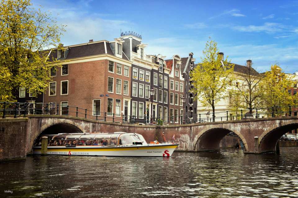 Go City | Amsterdam Explorer Pass  (Optional Attractions)