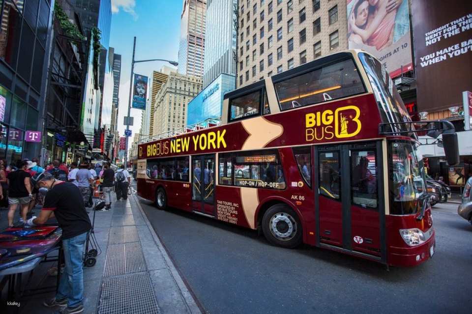 Go City | New York All-Inclusive Pass (Includes Empire State Building, Top of the Rock, Edge and 100+ attractions)