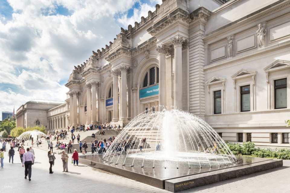 Go City | New York All-Inclusive Pass (Includes Empire State Building, Top of the Rock, Edge and 100+ attractions)
