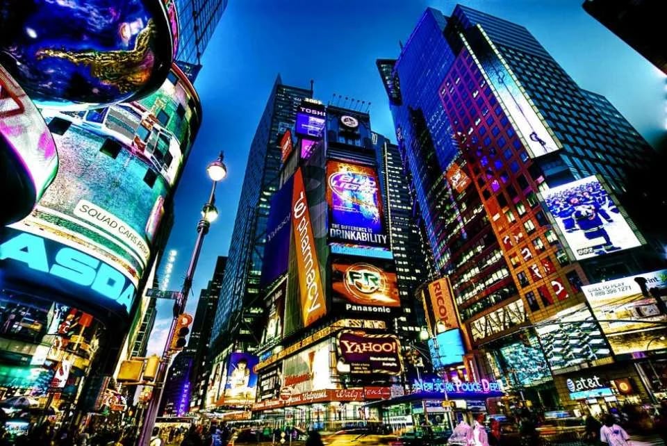 Go City | New York Explorer Pass (Optional 90+ attractions, Includes Empire State Building, Top of the Rock, Edge, etc)